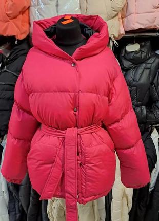 Зимняя удлиненная куртка оверсайз с капюшоном3 фото