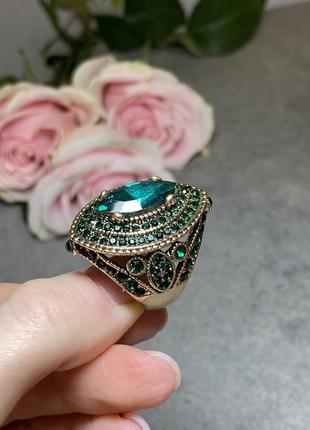 Великий перстень з зеленим та чорним камінням 7,8,9розмір3 фото