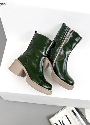 Стильні натуральні лакові ботинки кольору хакі, трендові жіночі черевики, зима та демі5 фото