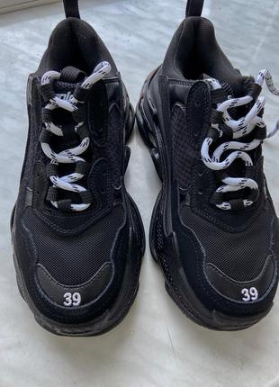 Кроссовки balenciaga triple s3 фото