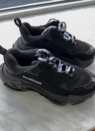 Кроссовки balenciaga triple s5 фото