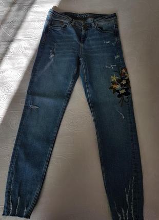 Zara джинсы 36s размер