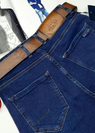 Плотные мужские брендовые джинсы с поясом4 фото