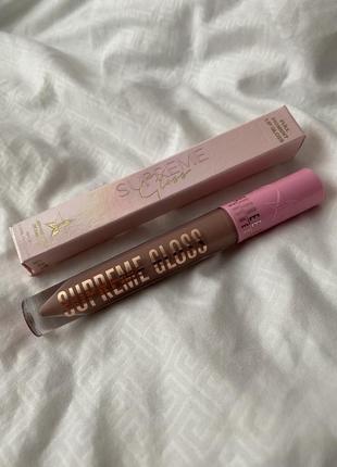 Блеск для губ jeffree star в оттенке cеlebrity skin💕