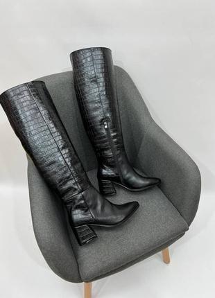 Кожаные высокие сапоги ботфорты на каблуке из натуральной кожи7 фото