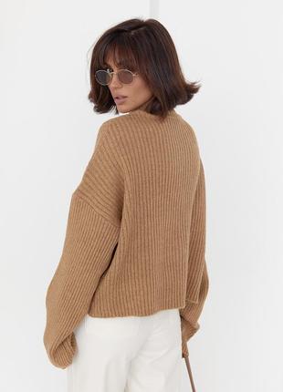 Однотонный женский свитер oversize фасона2 фото