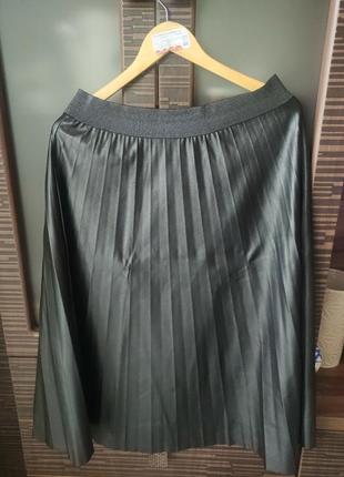 Спідниця юбка міді зі штучної шкіри1 фото