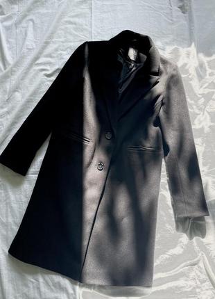 Черное пальто1 фото