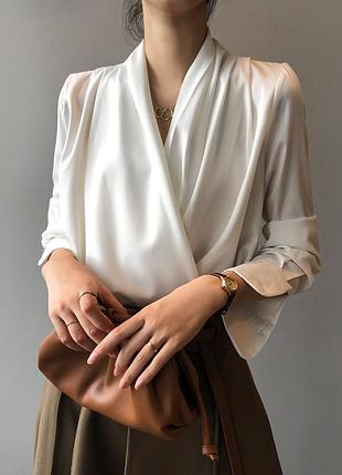 Боді на застібках ніжне білосніжне атласне з рукавами river island