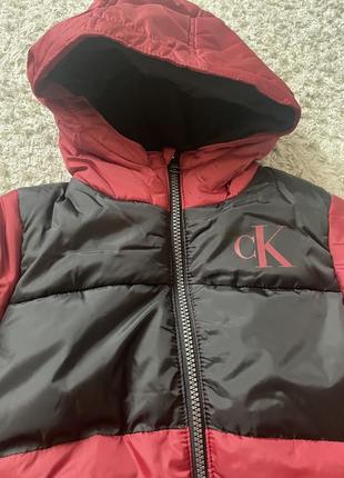 Курточка calvin klein оригинал4 фото