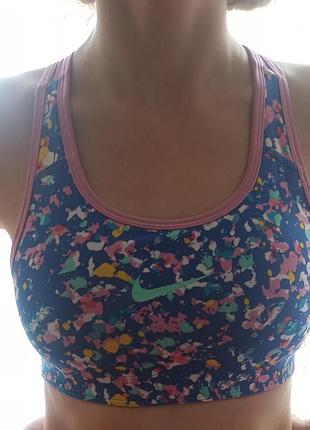 Спортивный топ "nike" s 200грн