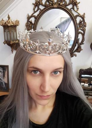 Круглая корона под золото с прозрачными камнями, высота 5,5 см