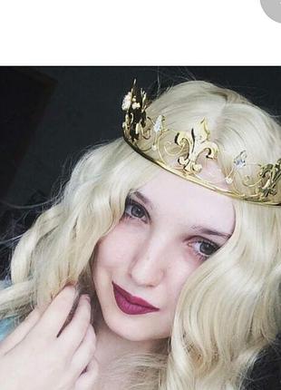 Круглая корона под золото с прозрачными камнями, высота 5,5 см