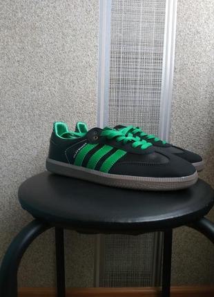 Кроссовки adidas samba