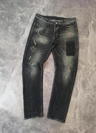Мужские стильные джинсы dsquared винтажные к потертостям и краской модные