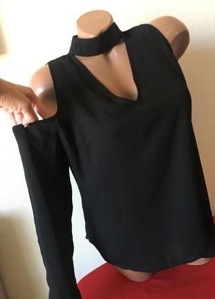 Черная шифоновая блуза с рукавом и чокером3 фото
