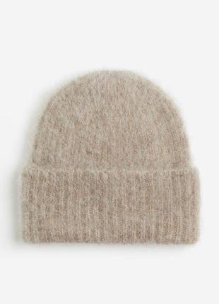 Шапка amp; other stories