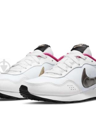 Новые кроссовки nike