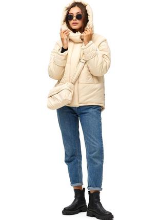 Зимняя женская куртка с капюшоном и сумкой в комплекте. размеры 44 46 48 50