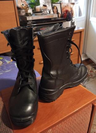 Кожаные берцы-ботинки высокие,термостойкие,в состоянии новых,унисекс,talan,украина2 фото