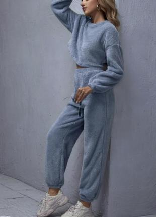 Пижама тендди женская теплая утепленная мягкая плюшевая комплект двойка кофта оверсайз укороченная и штаны высокая посадка голубая черная мокко беж1 фото