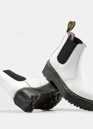 Жіночі черевики білі dr.martens chelsea хутро4 фото