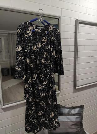 Сексапільна сукня laura ashley