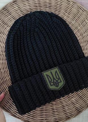 Шапка з гербом
