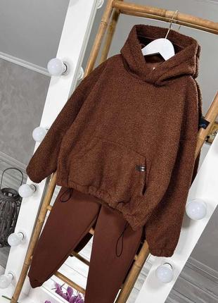 Класний теплий костюмчик для дівчаток