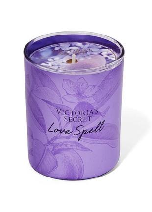 Свічка ароматична парфумована love spell victoria’s secret (вікторія сікрет), оригінал