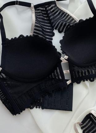 Комплект intimissimi классическая форма silvia 75b, трусики бразильяно m5 фото