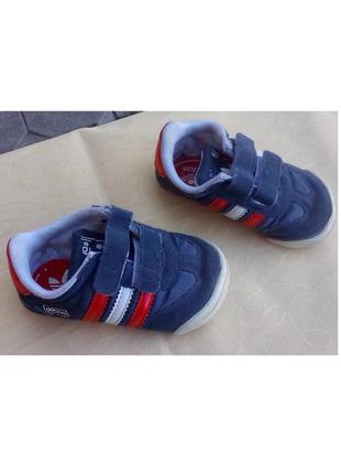 🌟 фирменные детские пинетки кроссовки от бренда adidas, р.19 код w19205 фото