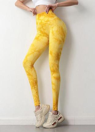 Леггинцы / лосины спортивные с эффектом пуш-ап желтого цвета, размер м
