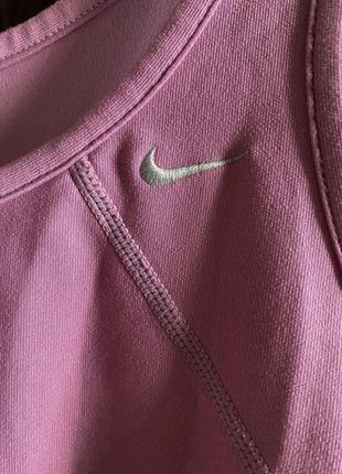 Жіноча спортивна майка nike (розмір м)