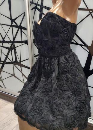 Нарядное фатиновое платье бюстье куколка в розы черного цвета от atmosphere 484 фото