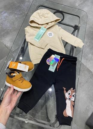 Костюм дитячий на флісі disney 6-9 міс+ ботінки carters 21 р