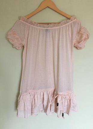 Красива блуза зі спущеними плечима mango xs/s з рюшами воланами шовк