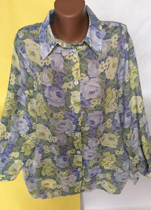 Красива ніжна сорочка , блуза