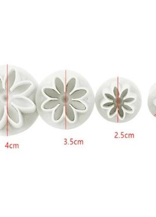 Набор плунжеров для мастики ромашки в наборе 4шт., диаметр самого большого цветка 3,2см, пластик3 фото