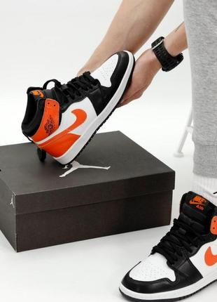 Женские кроссовки nike air jordan 1 mid orange black white 40-412 фото