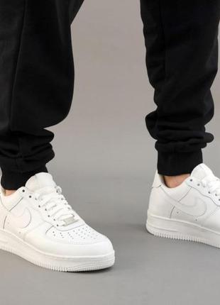 Женские кроссовки nike air force 1 low white 38-38.53 фото