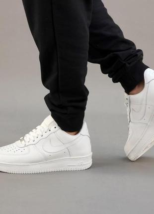 Женские кроссовки nike air force 1 low white 38-38.58 фото