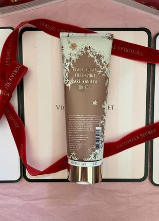 Парфюмированный лосьон victoria's secret bare vanilla frosted fragrance lotion4 фото
