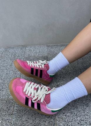 Кроссовки gucci x adidas light pink gazelle pink velvet6 фото