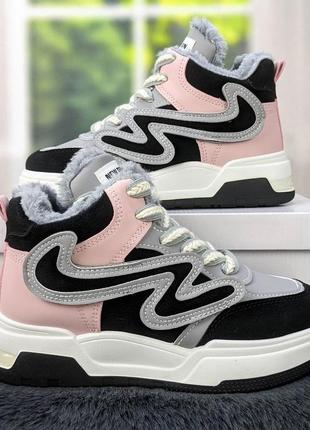 Кросівки жіночі зимові високі сірі з рожевим на хутрі 4246