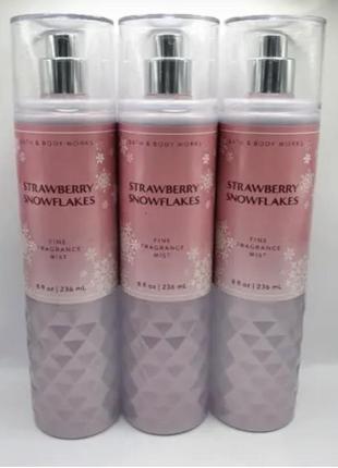 Bath & body works strawberry snowflakes