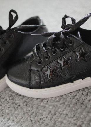 Кроссовки  звезды осень весна 39