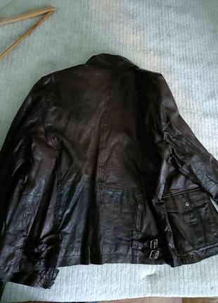 Куртка cтильна фірмова зимова, демісезонна прямого крою з натуральної м'якої шкіри дуже дорогого бренду maze.4 фото