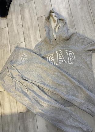 Костюм gap