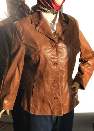 Коричневый кожаный пиджак жакет3 фото